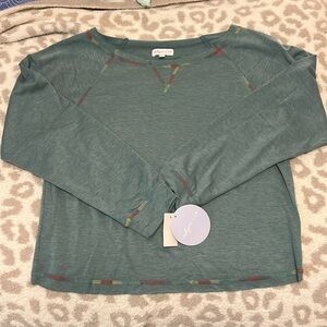 Women’s/Juniors Top